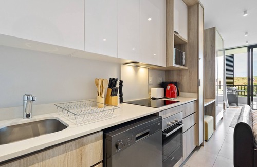 Umhlali Apartment | Boulevard Suites Studio - Rooftop Pool - BBQ