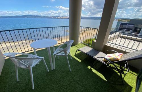 Waipahihi Hotel | Boulevard Waters