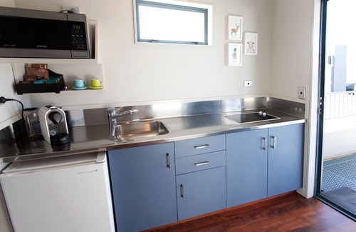 Waipahihi Hotel | Boulevard Waters