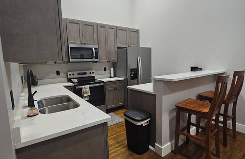 Delaware Apartment | Bourbon and Bricks