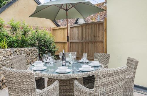 Blandford Forum House | Bourne Farm Cottage