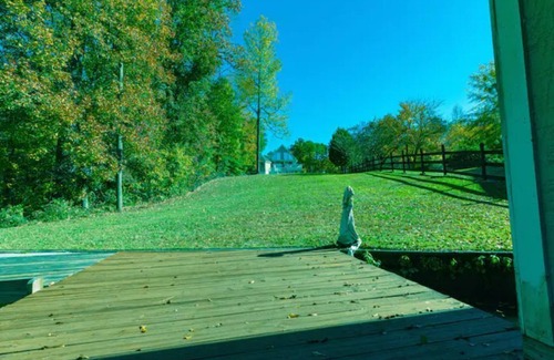 Milledgeville House | ‘Bout Time Vacation - Pet Friendly - Amazing Hot Jacuzzi and Spa Room - Elegant