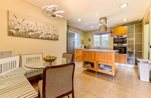 Hoya de los Patos Villa | Boutique Alicante - Five Bedroom Villa, Sleeps 11