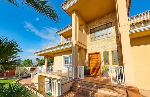 Hoya de los Patos Villa | Boutique Alicante - Five Bedroom Villa, Sleeps 11