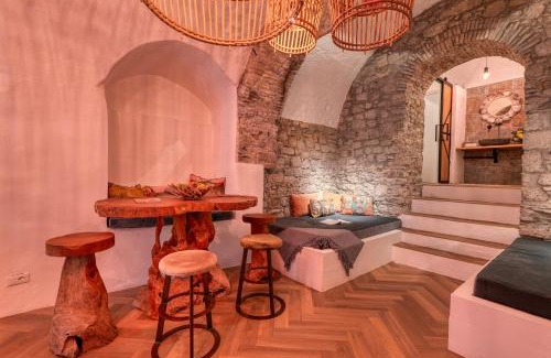 Old Town Apartment | Boutique Apartment Bucanieri Luxury Room - Happy Rentals