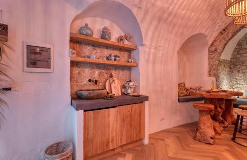 Old Town Apartment | Boutique Apartment Bucanieri Luxury Room - Happy Rentals