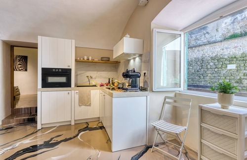 Old Town Apartment | Boutique Apartment Casa Del Nobile, Ventimiglia, Italy