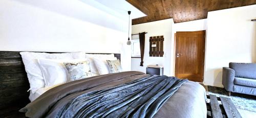 Mesocco Bed & Breakfast | Boutique B&B La Quiete del Bosco - A Plant Based Stay - Special 20 percent Off till 31 October due to road works-Parking 500m