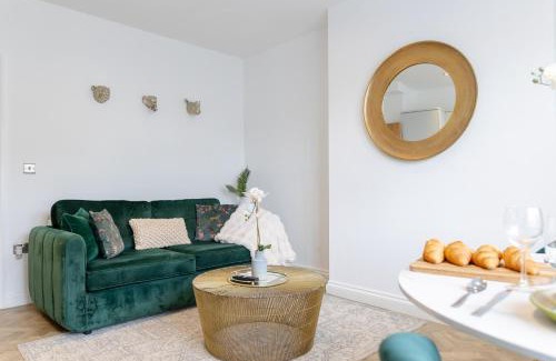 Riverside Apartment | Boutique City Centre Apartments