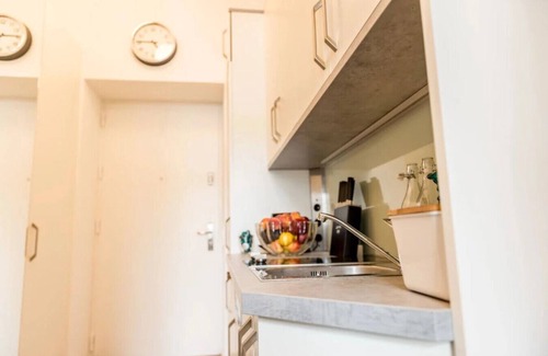 Leopoldstadt Apartment | Boutique Garden Apartment - Studio for 2