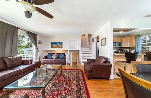 Pembroke Pines House | Boutique Heated Pool, Large Home, Top-Location.