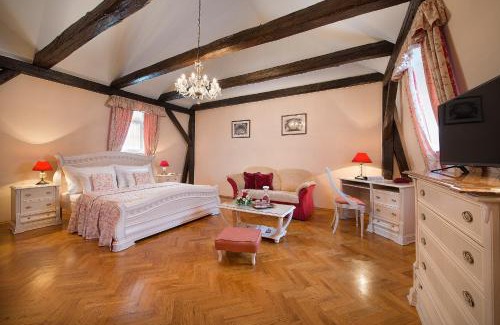 Mala Strana Hotel | Boutique Hotel Constans