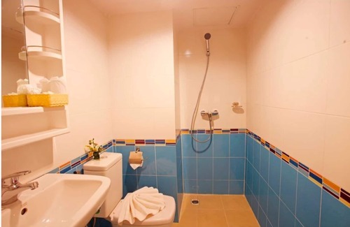 Karon Hotel | * Boutique hotel superior room #19, 3 min walk to karon beach *