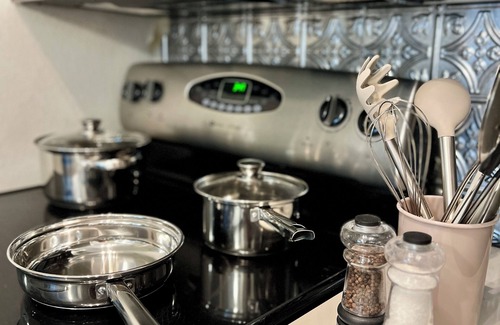 Knox - Henderson Condo | Boutique Retreat State Fair Close By W/Speakeasy