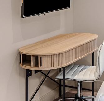 Peckham Apartment | Boutique Studio Sanctuary with Bespoke Kitchenette