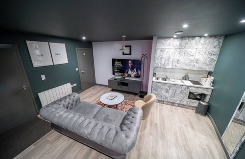Sheffield Apartment | Boutique Studio with Designer Finishes – APT 16
