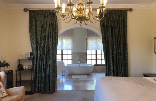 Somerset West House | Boutique Villa Guesthouse