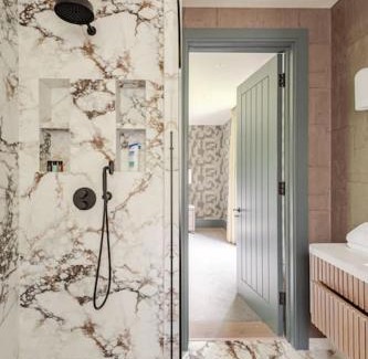 Lechlade House | Bowmore Lake House in Lakes By Yoo in Heart of The Cotswolds