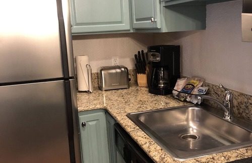 Boyne Falls Villa | Boyne Mountain 1 BR Condo Full Kitchen, in-unit washer/dryer, fireplace (A2)