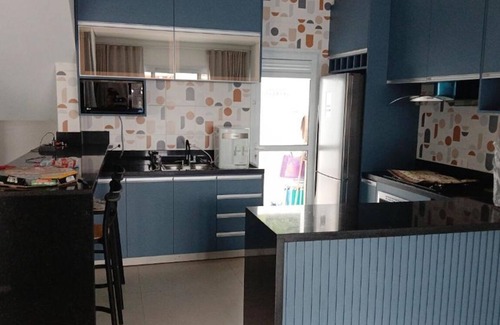 Jardim Virginia House | Guarujá beach house 500m from the beach