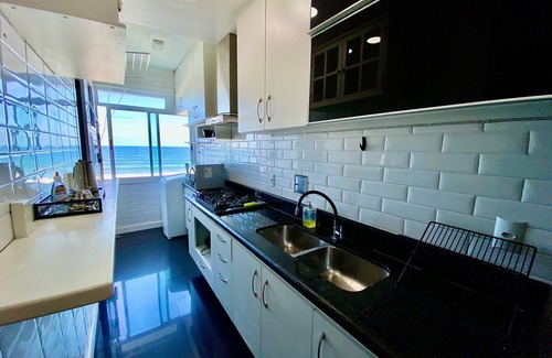 Barra da Tijuca Apartment | Apartment on the best beach in Rio de Janeiro, with stunning views of Barra da Tijuca