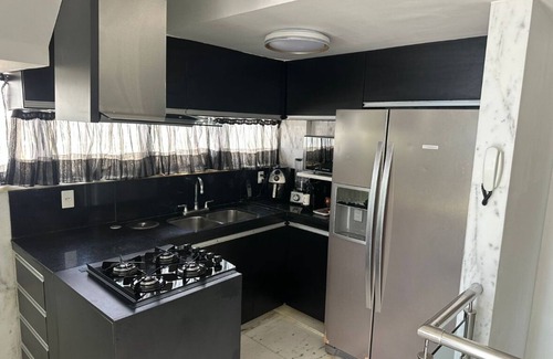 Barra da Tijuca Condo | Triplex penthouse facing the sea with 3 bedrooms in Barra da Tijuca