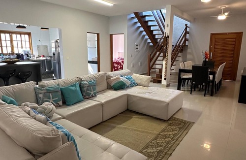 Lazaro House | High Standard House - Ubatuba