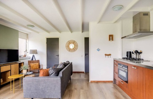 Zwiggelte House | Braamsluiper | Vakantiewoning met grote zonnige tuin