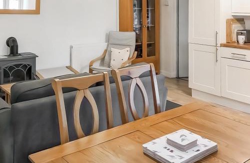 Axminster House | Brabazon - Uk50125