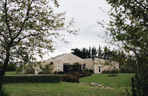 Martinborough Apartment | Brackenridge Country Retreat & Spa