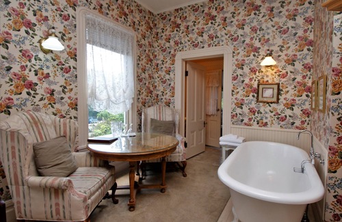 Sonora Bed & Breakfast | Bradford Place Inn & Gardens