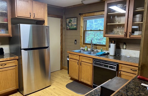 Blowing Rock Cottage | Bramble Cottage - Private retreat with huge Grandfather views in Blowing Rock