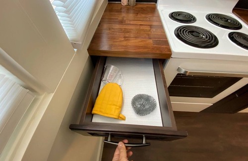 North Central Edmonton Apartment | Brand New 1 Br 1 Bath Close To All Walkable