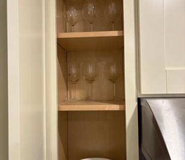 West Point Grey Apartment | Brand New 2bedroom Suite with Parking