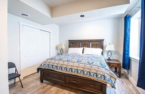 Leadville House | Brand New 4bd Modern Home in Leadville