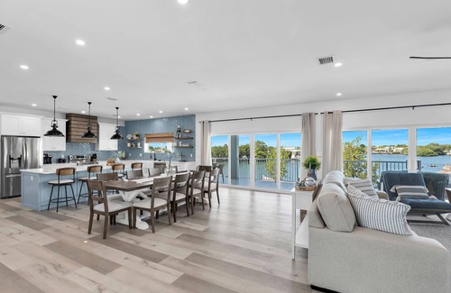 Marathon Cottage | Brand new 5bed/6bath pool w/45 foot dockage - available with 2 more homes
