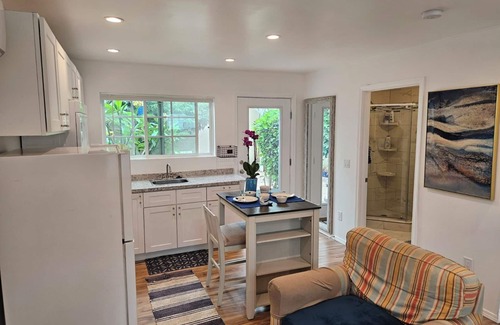 Harbor Apartment | Brand new ADU back house with private patio perfect for traveling nurses