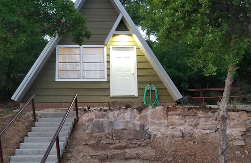 Cisco Cabin | BRAND NEW, Cabin #2 @ Lake Cisco Rentals