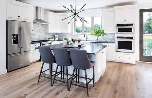 North Bethesda House | Brand NEW Designer townhome retreat in the citynn