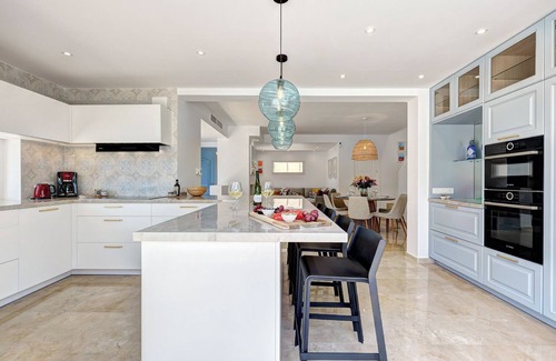 Mijas Villa | Brand New Lux Villa & Guest House, Sea & Mtn. Views, Heated Pool, Walk to Beach