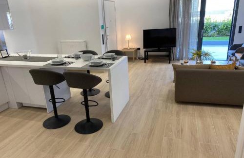 Marousi Apartment | Brand New Garden Apartment