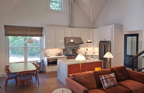 Guerneville House | Brand New Gorgeous Modern Farmhouse w/Pool, Hot Tub