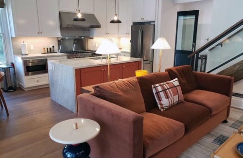 Guerneville House | Brand New Gorgeous Modern Farmhouse w/Pool, Hot Tub
