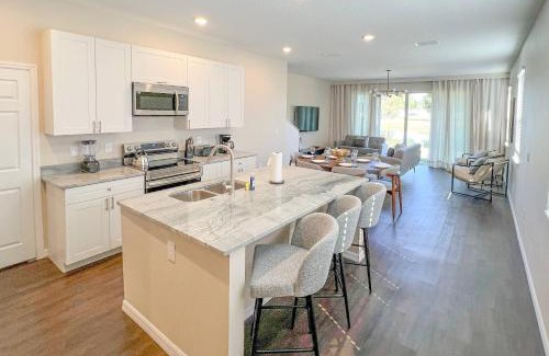 Bridgewater Crossing House | BRAND NEW HOME - First guests! Amazing House Lake View 11