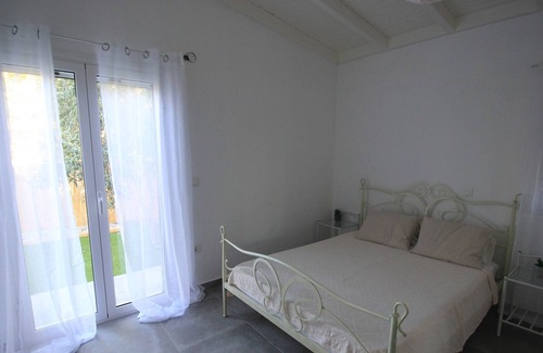 Skafidia House | Brand new house with garden, next to the beach.