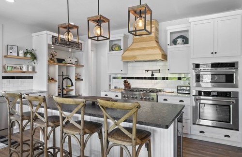 Lake Lure House | Brand New LAKE FRONT-6 BR 7 BA home with direct views of Rumbling Bald