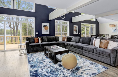 Blakeslee House | Brand New Lakefront 6k sqft Luxurious 9 BR Property in the Poconos!