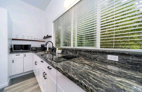 Keaau Apartment | BRAND NEW - Lave Suite - Large Studio Apartment