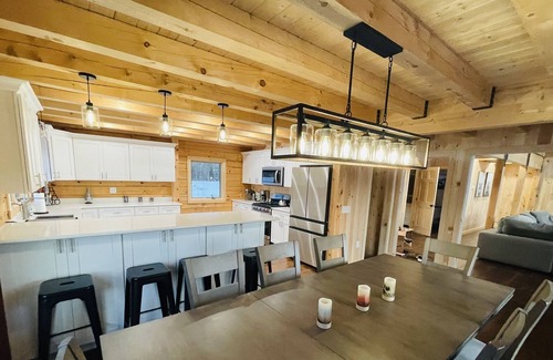 South Londonderry House | Brand New Log Home with Stunning Stratton Views!!!