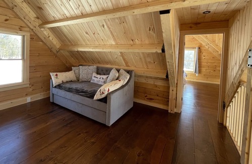 South Londonderry House | Brand New Log Home with Stunning Stratton Views!!!